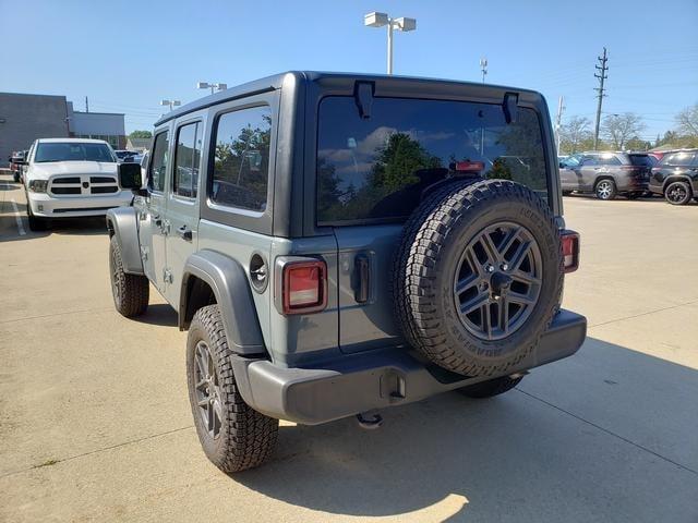 new 2025 Jeep Wrangler car, priced at $51,670