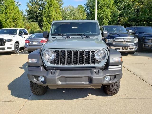 new 2025 Jeep Wrangler car, priced at $51,670