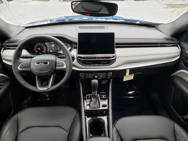 new 2025 Jeep Compass car, priced at $34,435