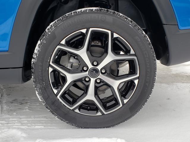 new 2025 Jeep Compass car, priced at $33,435