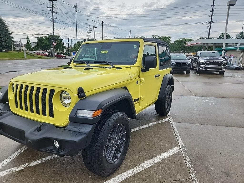 used 2024 Jeep Wrangler car, priced at $37,981