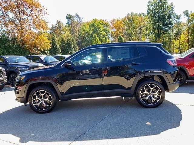 new 2026 Jeep Compass car, priced at $32,695