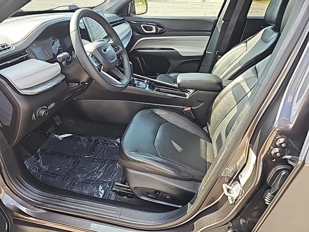 used 2023 Jeep Compass car, priced at $23,981