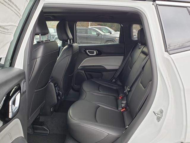 new 2025 Jeep Compass car, priced at $37,115