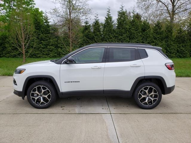 new 2025 Jeep Compass car, priced at $37,115