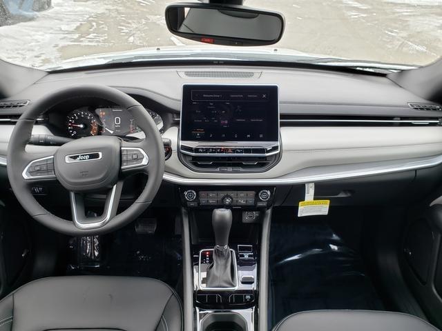 new 2025 Jeep Compass car, priced at $37,115
