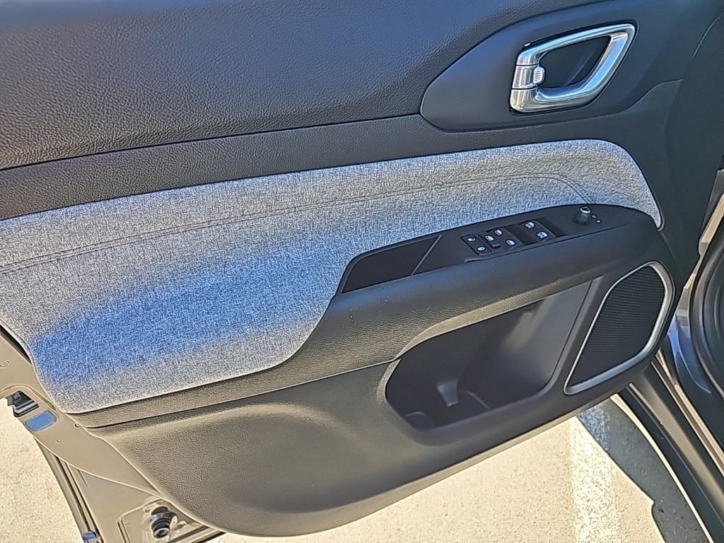 used 2022 Jeep Compass car, priced at $21,981