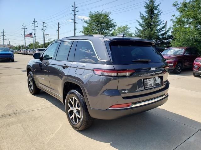 new 2025 Jeep Grand Cherokee car, priced at $47,565