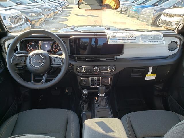 new 2025 Jeep Gladiator car, priced at $46,297