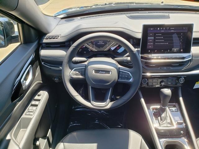 new 2025 Jeep Compass car, priced at $38,217