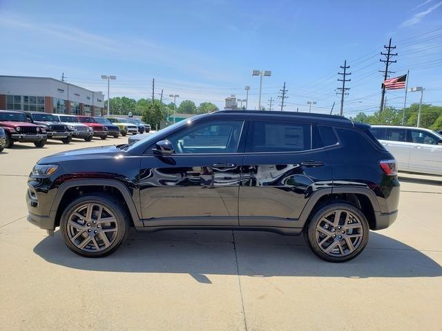 new 2025 Jeep Compass car, priced at $38,217