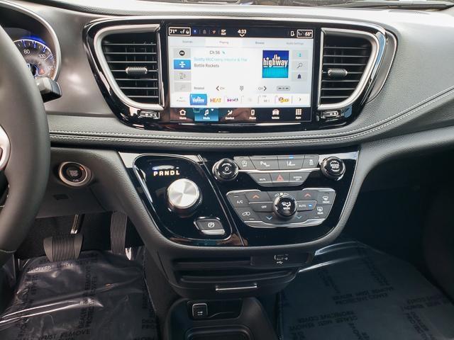 new 2026 Chrysler Pacifica car, priced at $43,953