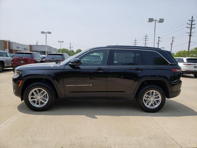 new 2025 Jeep Grand Cherokee car, priced at $42,670