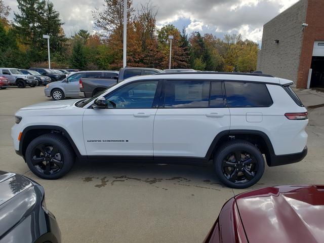 new 2025 Jeep Grand Cherokee L car, priced at $50,740