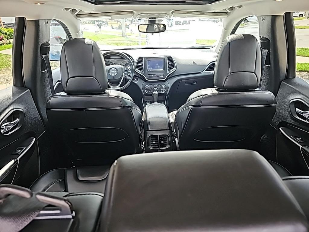 used 2021 Jeep Cherokee car, priced at $24,981