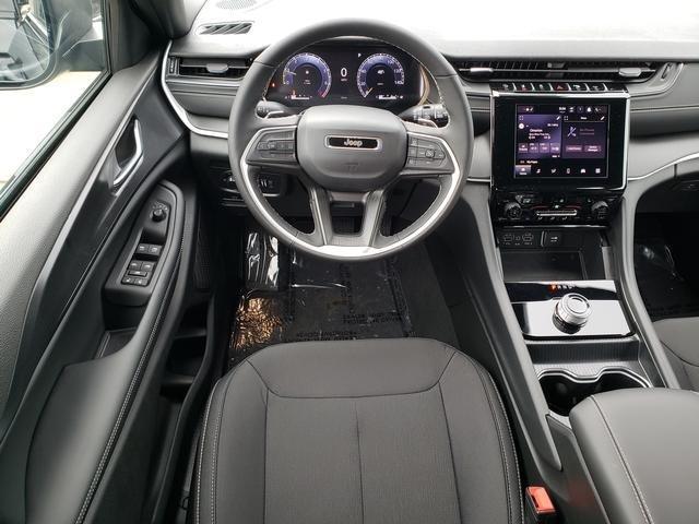 new 2025 Jeep Grand Cherokee L car, priced at $44,220