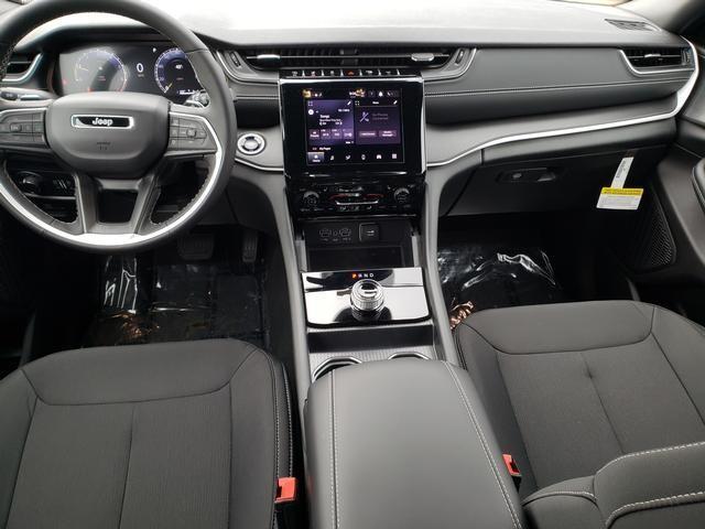 new 2025 Jeep Grand Cherokee L car, priced at $44,270