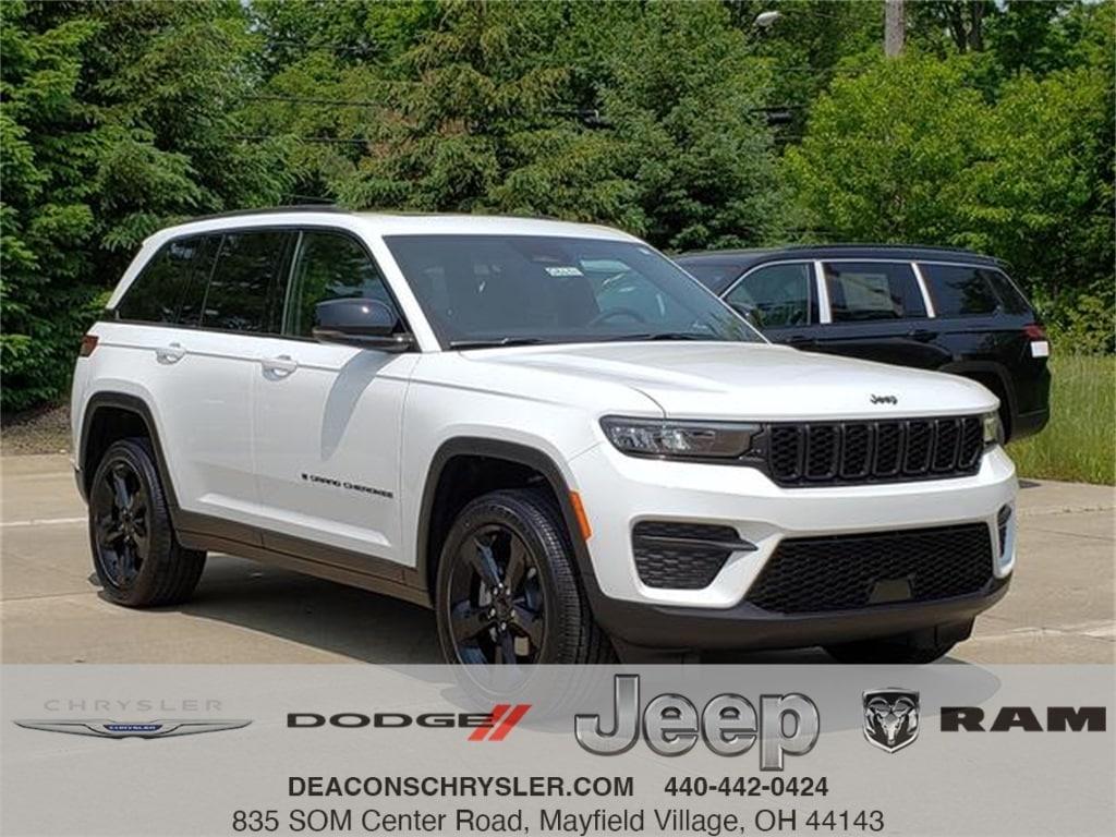 new 2025 Jeep Grand Cherokee car, priced at $46,280