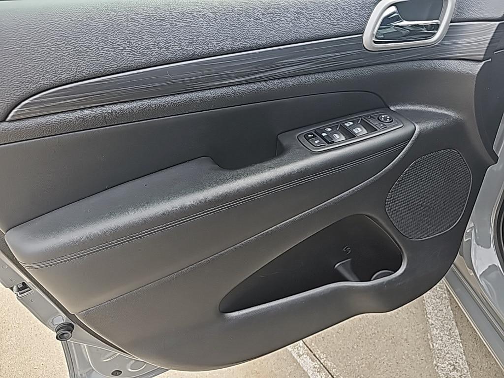 used 2022 Jeep Grand Cherokee WK car, priced at $32,481