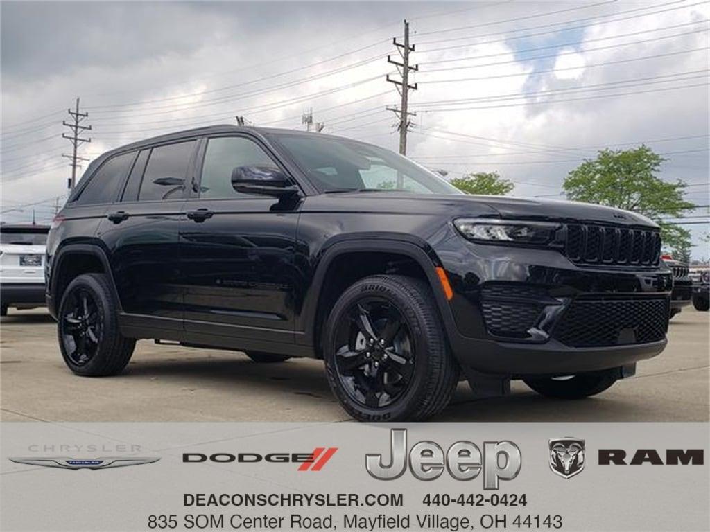new 2025 Jeep Grand Cherokee car, priced at $46,875