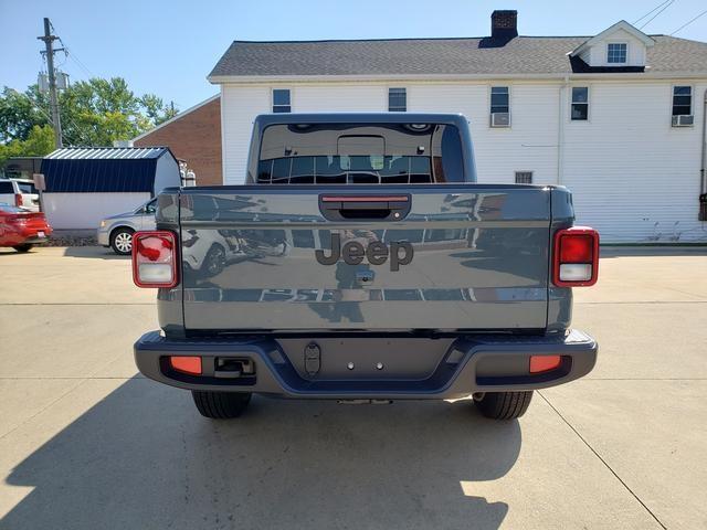 new 2025 Jeep Gladiator car, priced at $47,200