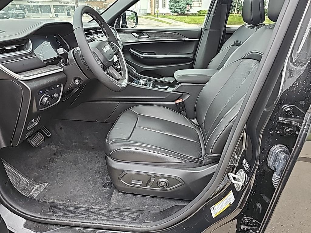 used 2024 Jeep Grand Cherokee 4xe car, priced at $42,981