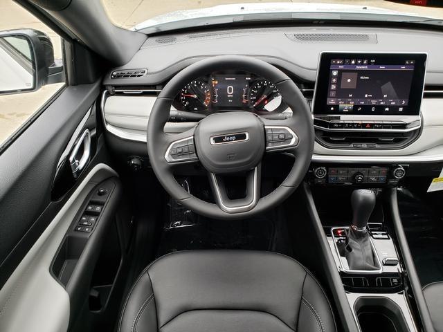 new 2025 Jeep Compass car, priced at $35,615