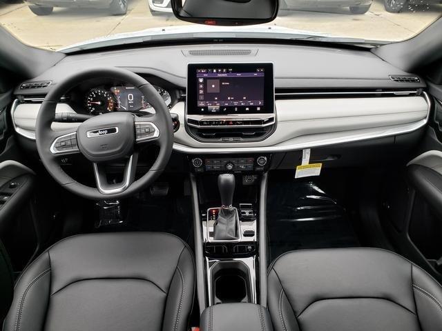 new 2025 Jeep Compass car, priced at $37,115