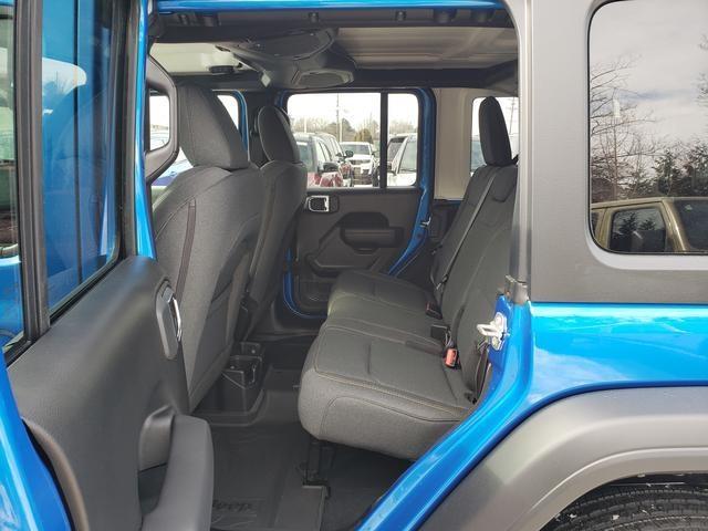 new 2025 Jeep Wrangler car, priced at $47,740