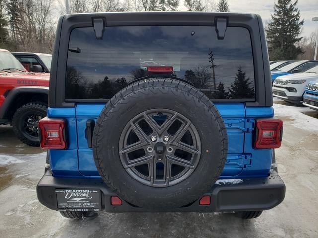 new 2025 Jeep Wrangler car, priced at $47,740