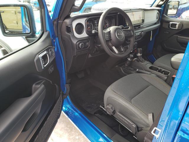new 2025 Jeep Wrangler car, priced at $47,740