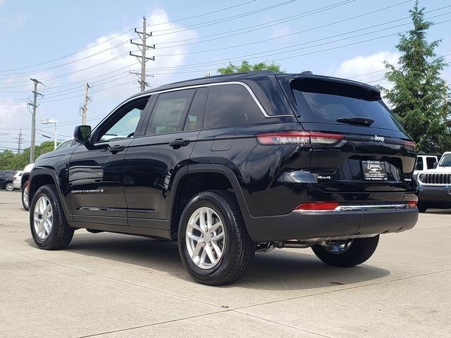 new 2025 Jeep Grand Cherokee car, priced at $42,670