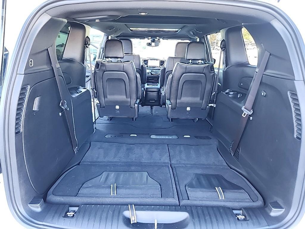 used 2025 Chrysler Pacifica car, priced at $43,981