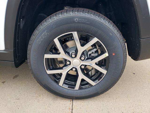 new 2025 Jeep Grand Cherokee car, priced at $47,038