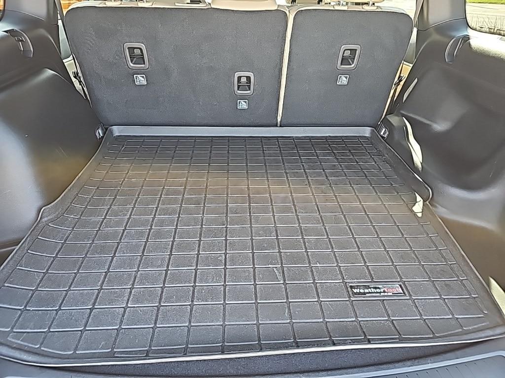 used 2024 Jeep Grand Cherokee car, priced at $38,981