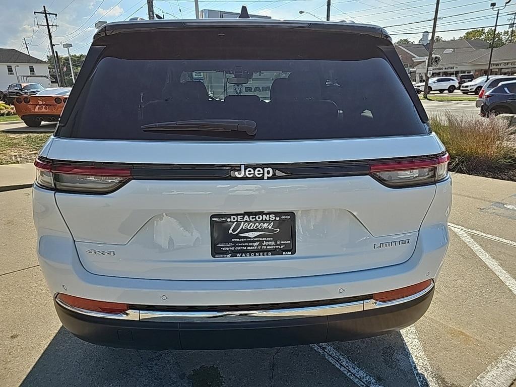 used 2024 Jeep Grand Cherokee car, priced at $38,981