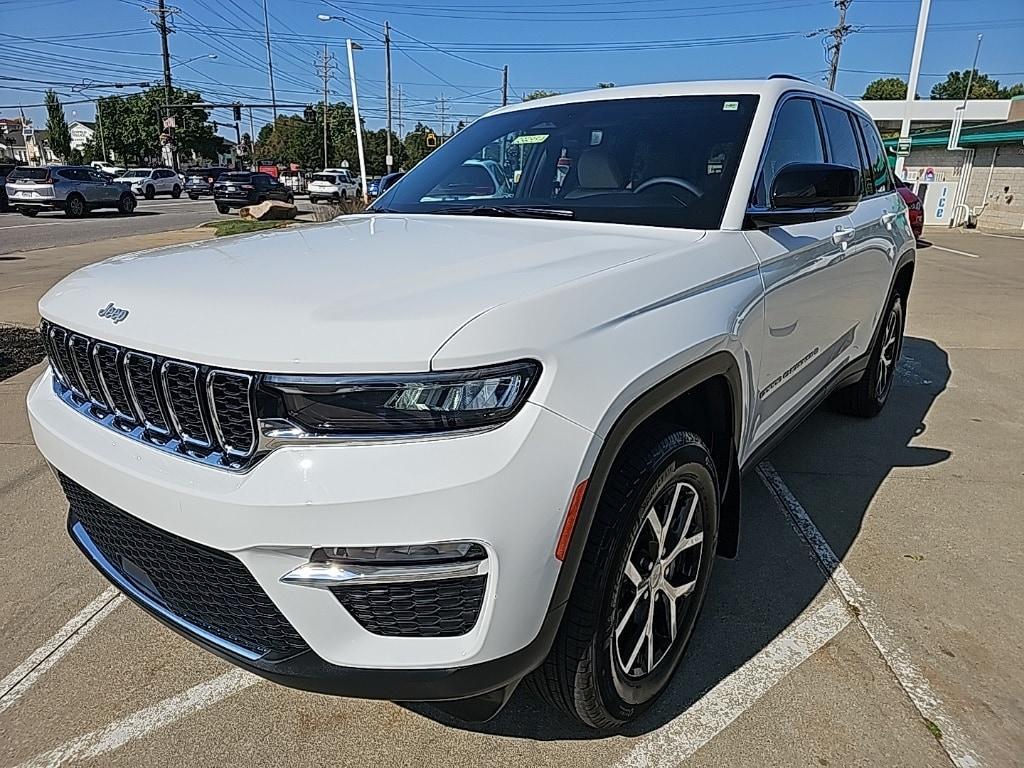 used 2024 Jeep Grand Cherokee car, priced at $38,981