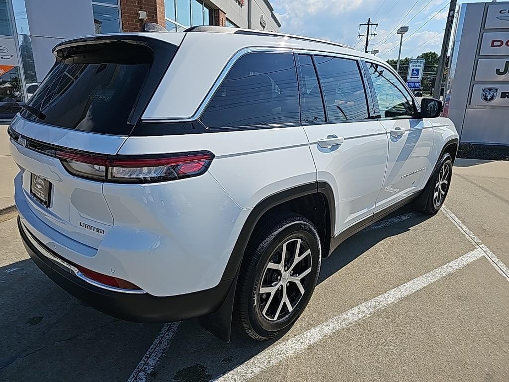 used 2024 Jeep Grand Cherokee car, priced at $38,981