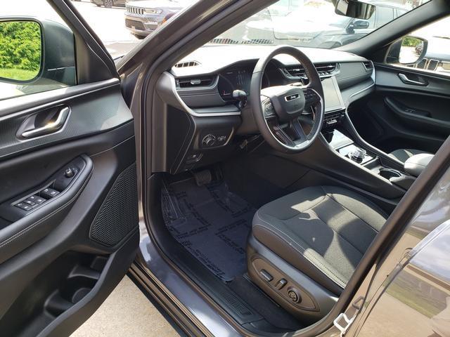 new 2025 Jeep Grand Cherokee car, priced at $41,170