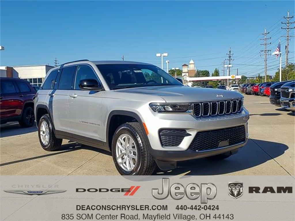 new 2025 Jeep Grand Cherokee car, priced at $41,170