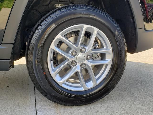 new 2025 Jeep Grand Cherokee car, priced at $41,170