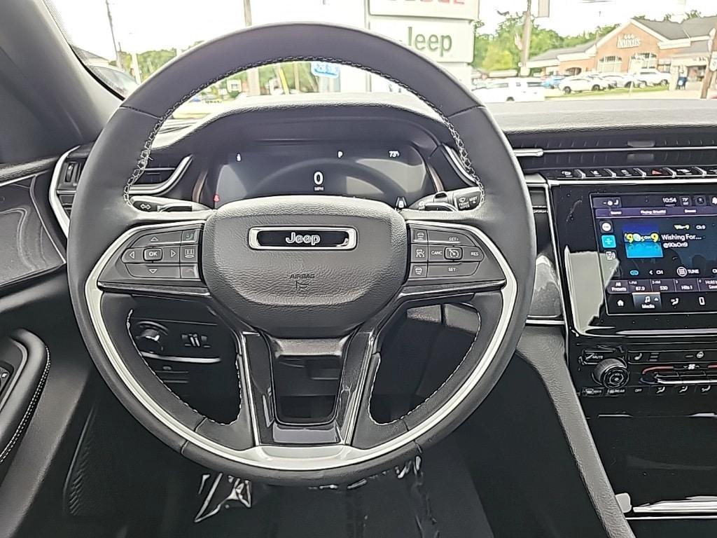 used 2023 Jeep Grand Cherokee car, priced at $33,681