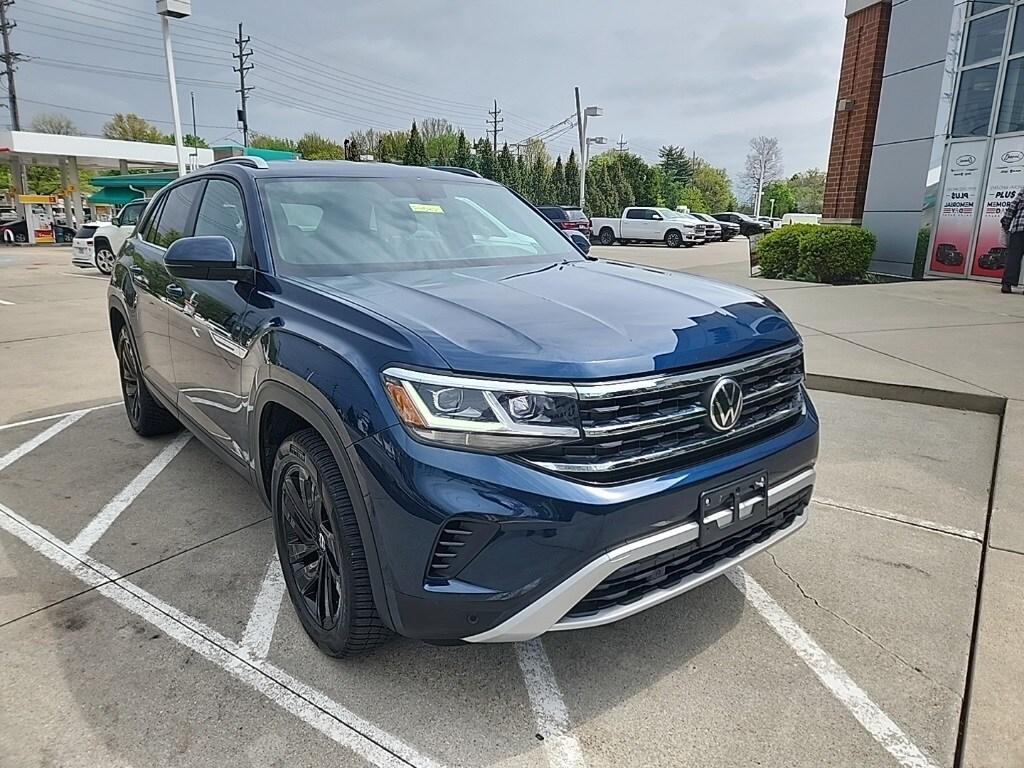 used 2022 Volkswagen Atlas Cross Sport car, priced at $26,381