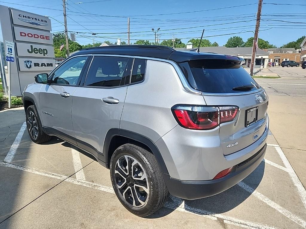 used 2022 Jeep Compass car, priced at $23,981