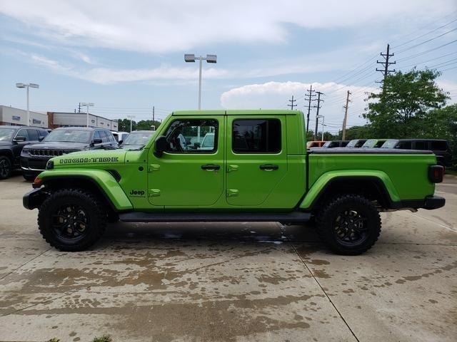new 2025 Jeep Gladiator car, priced at $48,647