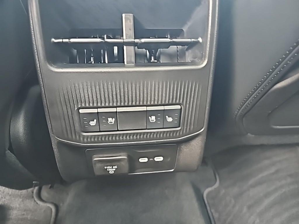 used 2024 Jeep Wagoneer S car, priced at $50,981