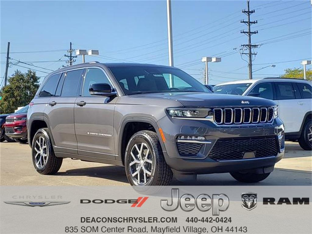 new 2025 Jeep Grand Cherokee car, priced at $44,495