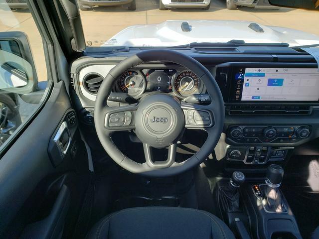 new 2025 Jeep Gladiator car, priced at $45,779