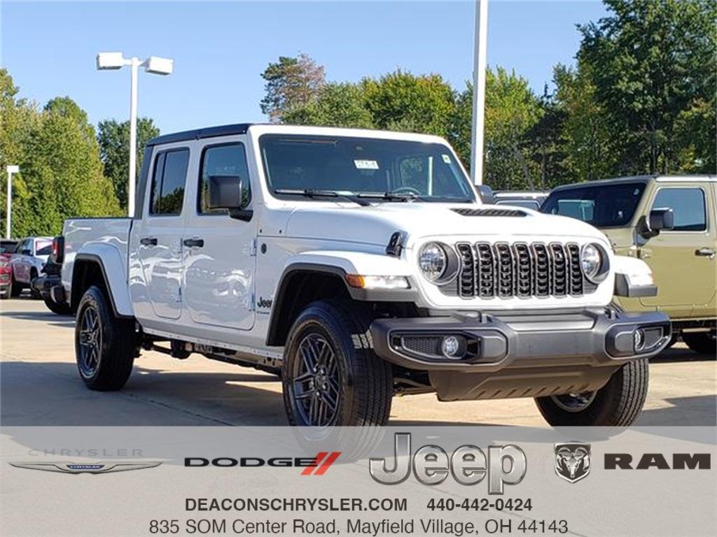 new 2025 Jeep Gladiator car, priced at $45,779