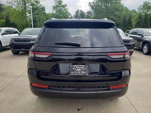 new 2025 Jeep Grand Cherokee car, priced at $46,875